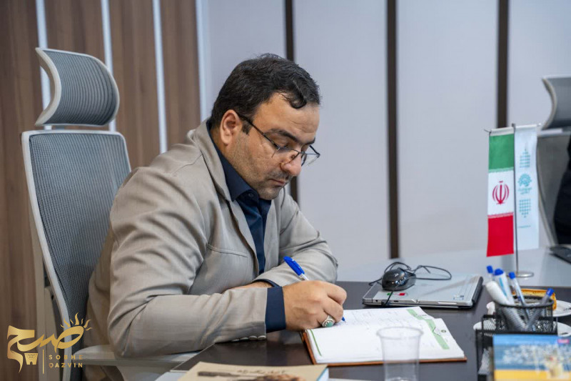 داستان از دل مسئله زاده میشود